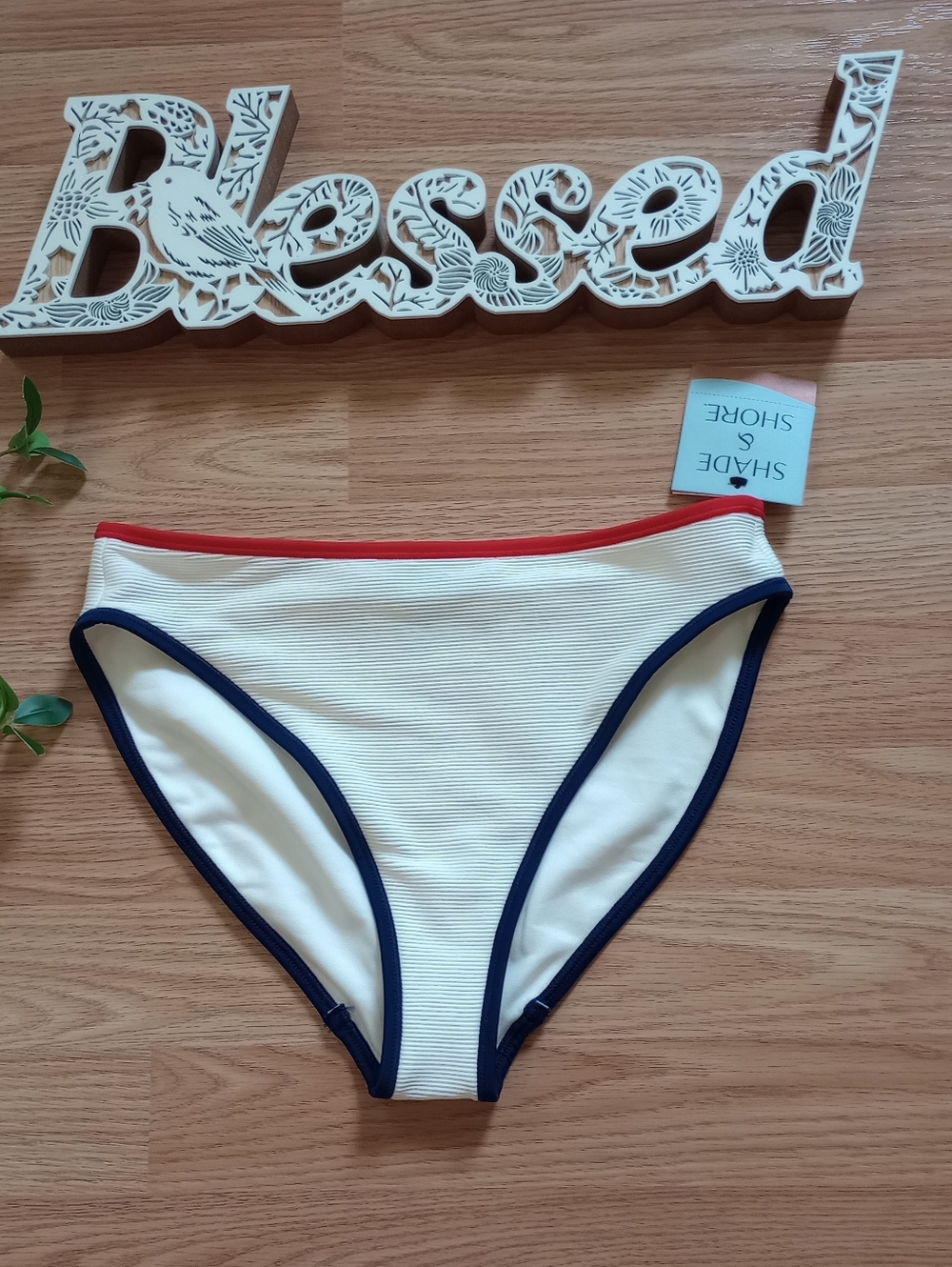 🌿🍒 NWT Shade & Shore  Bikini Bottom with Red & Navy Trim Size XS 🍒🌿